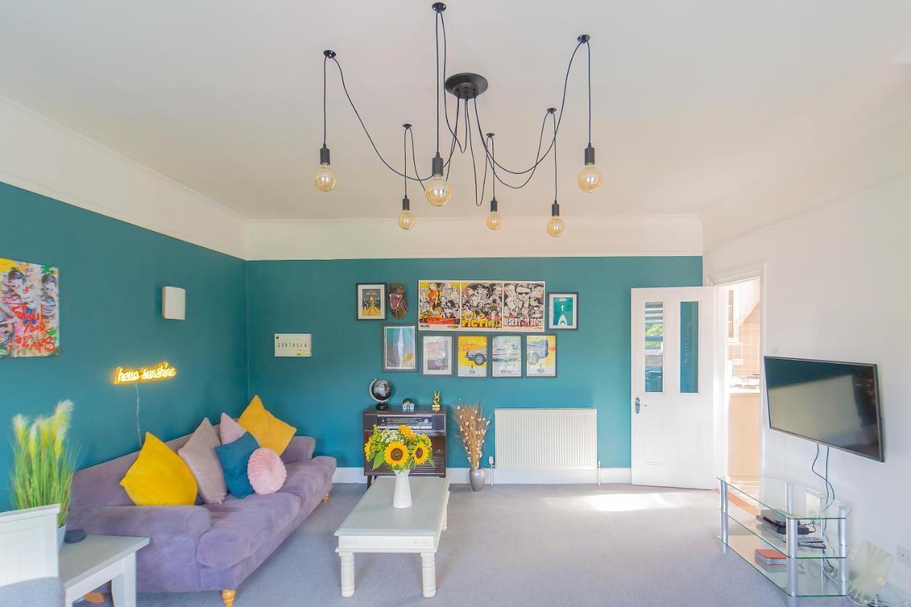 Spacious Split Level Flat In Great Location Portsmouth Zewnętrze zdjęcie
